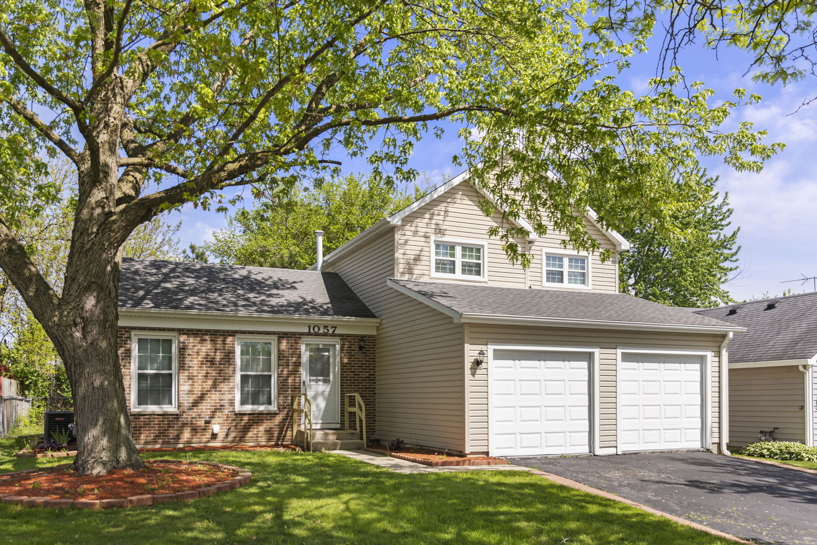 1057 Bothwell Circle, Bolingbrook, IL