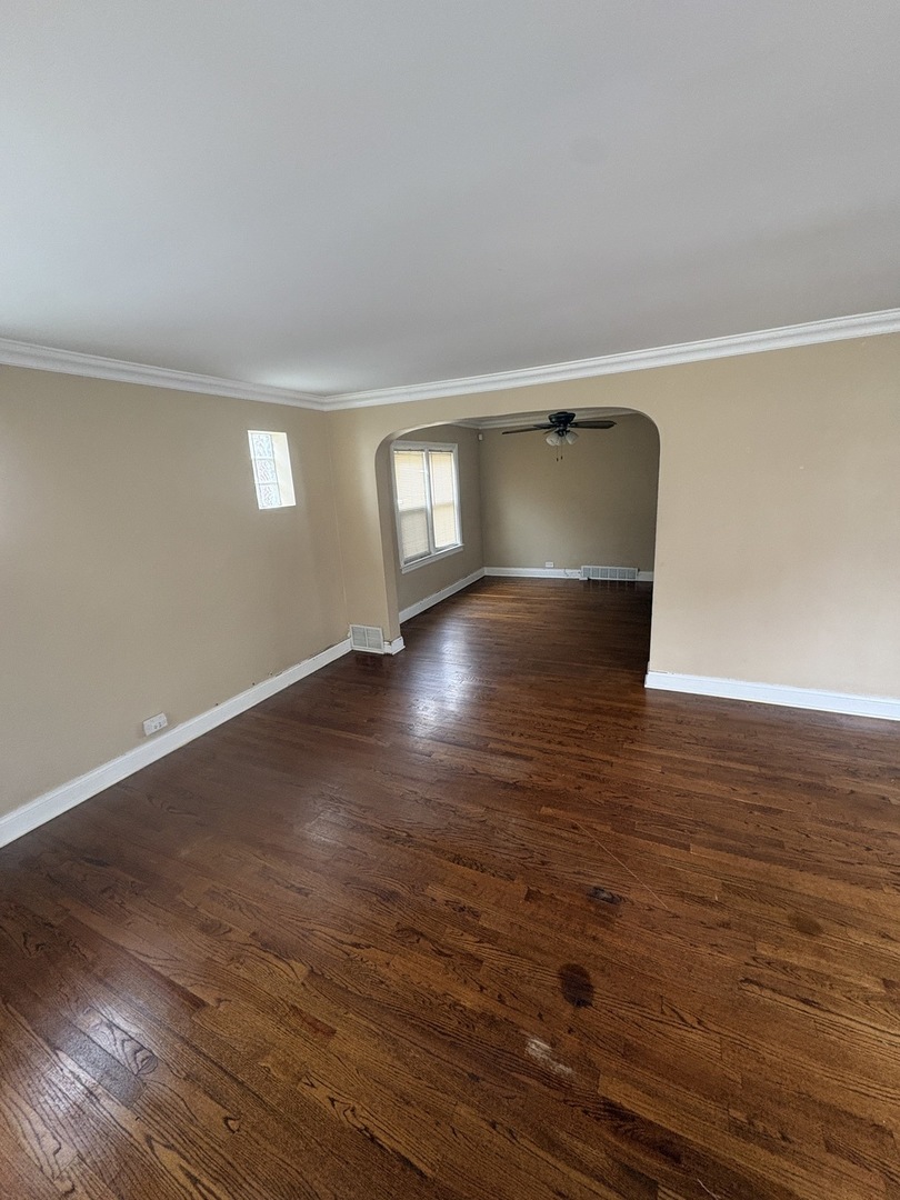 7801 S Winchester Avenue, Chicago, IL