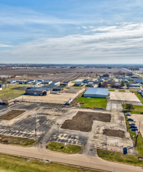 3705 Frontage Road, Peru, IL
