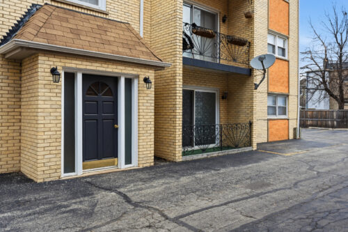 5979 N Northwest Highway #103, Chicago, IL