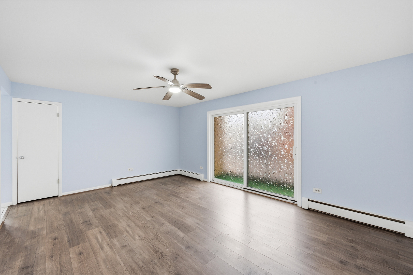 5979 N Northwest Highway #103, Chicago, IL