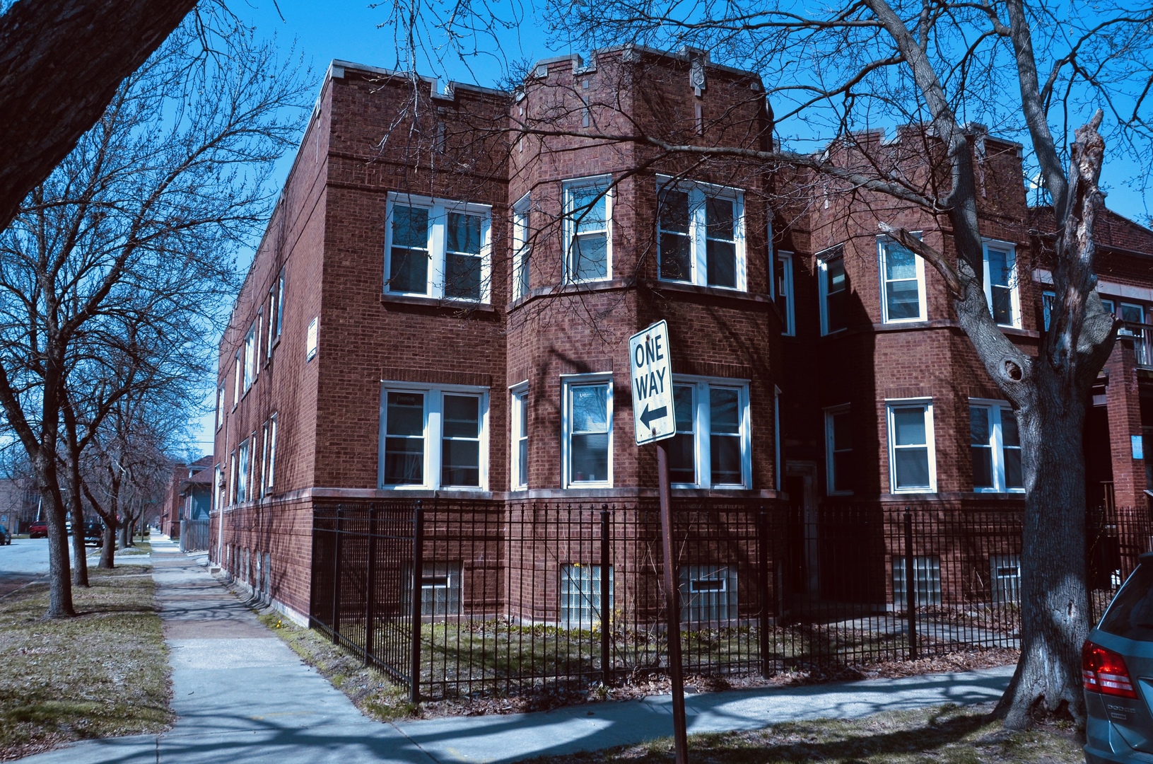 7356 S Eberhart Avenue, Chicago, IL