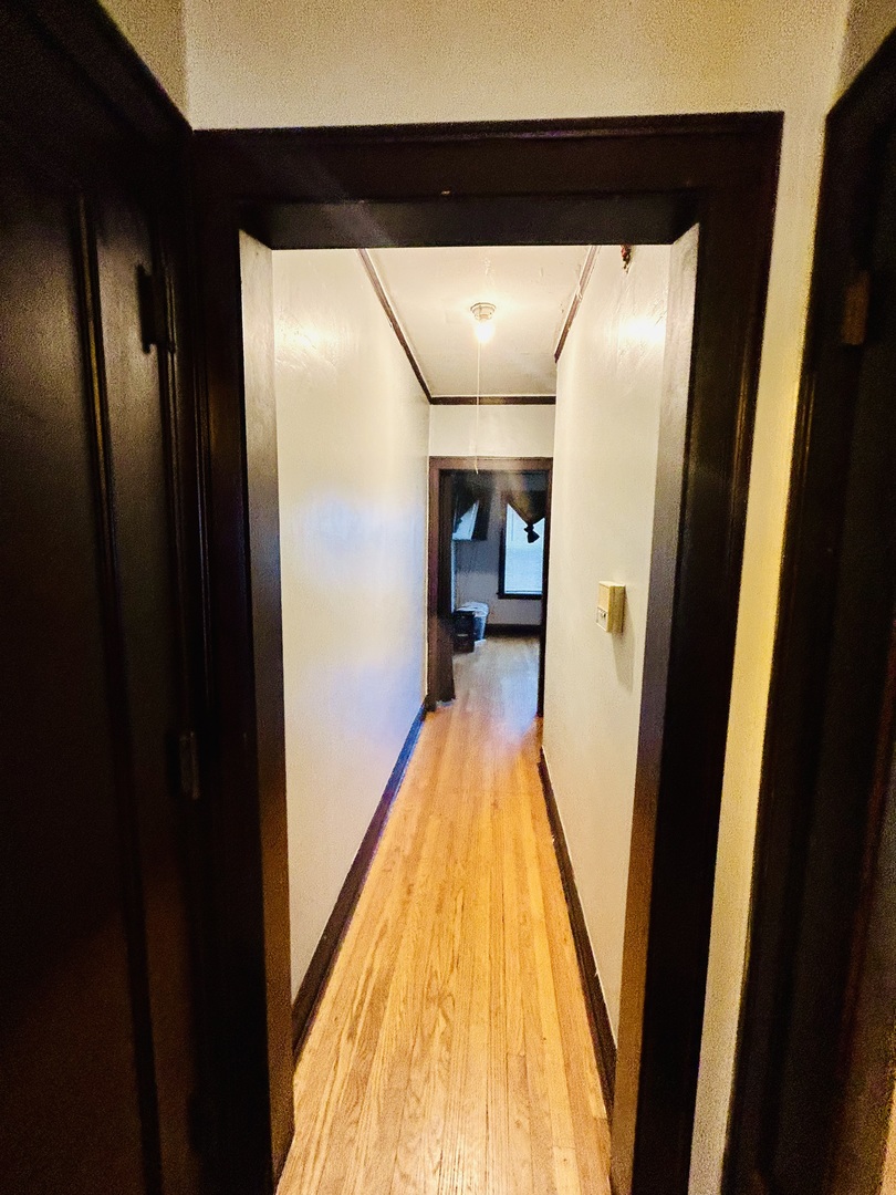 7356 S Eberhart Avenue, Chicago, IL