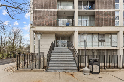 1043 S YORK Road #209, Bensenville, IL