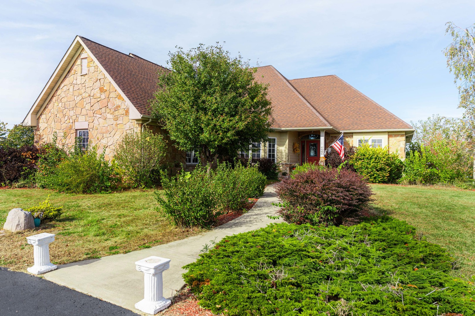 2601 N 3653rd Road, Sheridan, IL