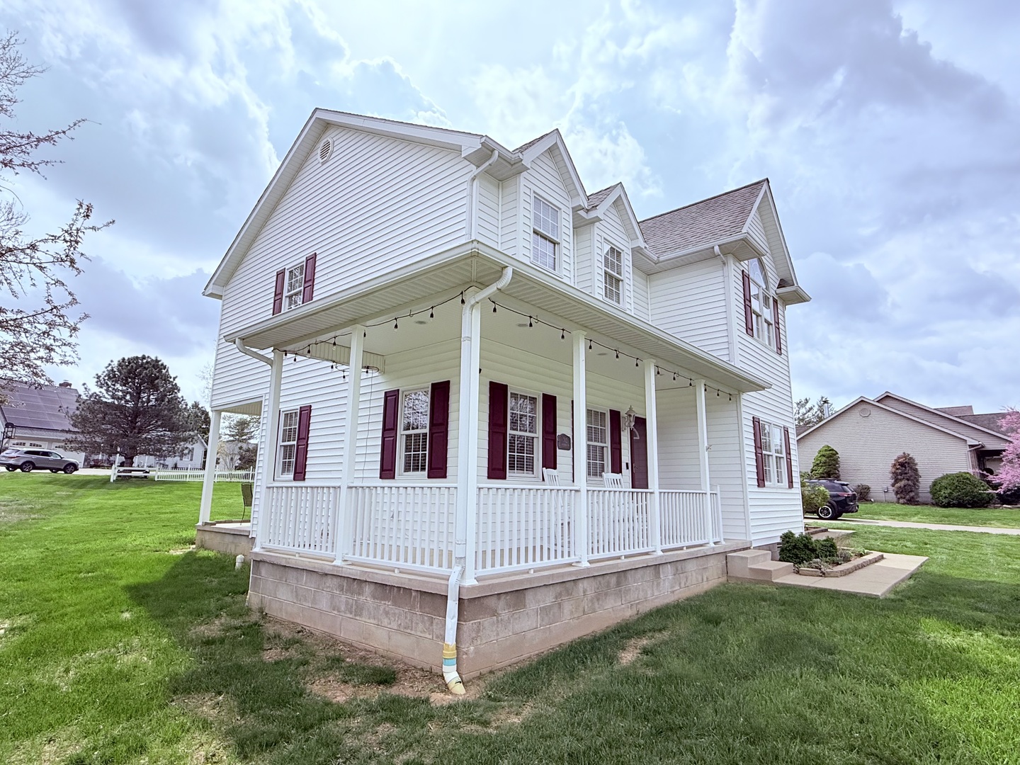 312 Cherokee Drive, Harrisburg, IL