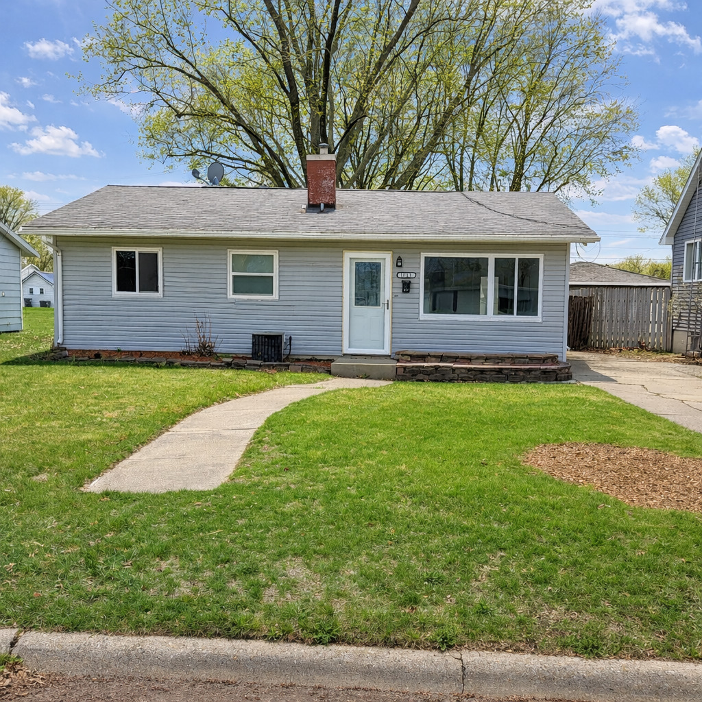 1813 18th Avenue, Sterling, IL