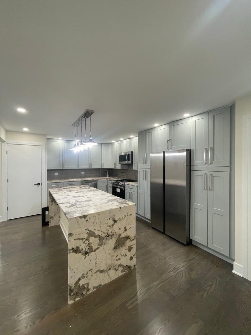 870 Winesap Court #301, Prospect Heights, IL