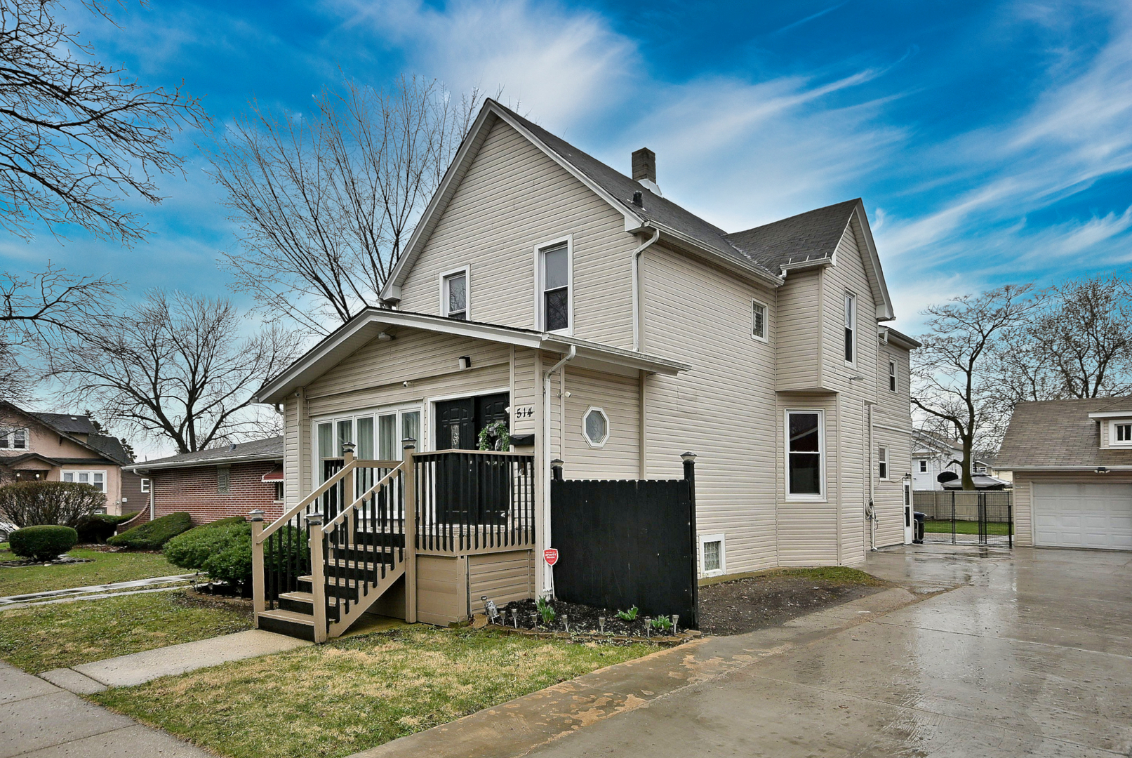 514 S 8th Avenue, Maywood, IL