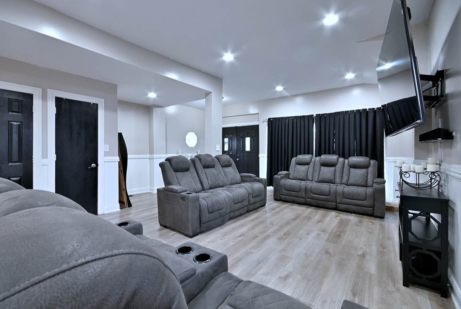 514 S 8th Avenue, Maywood, IL