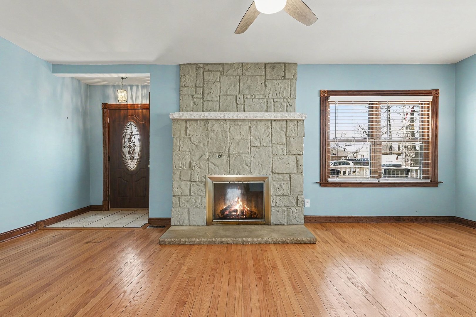 11231 S Worth Avenue, Worth, IL