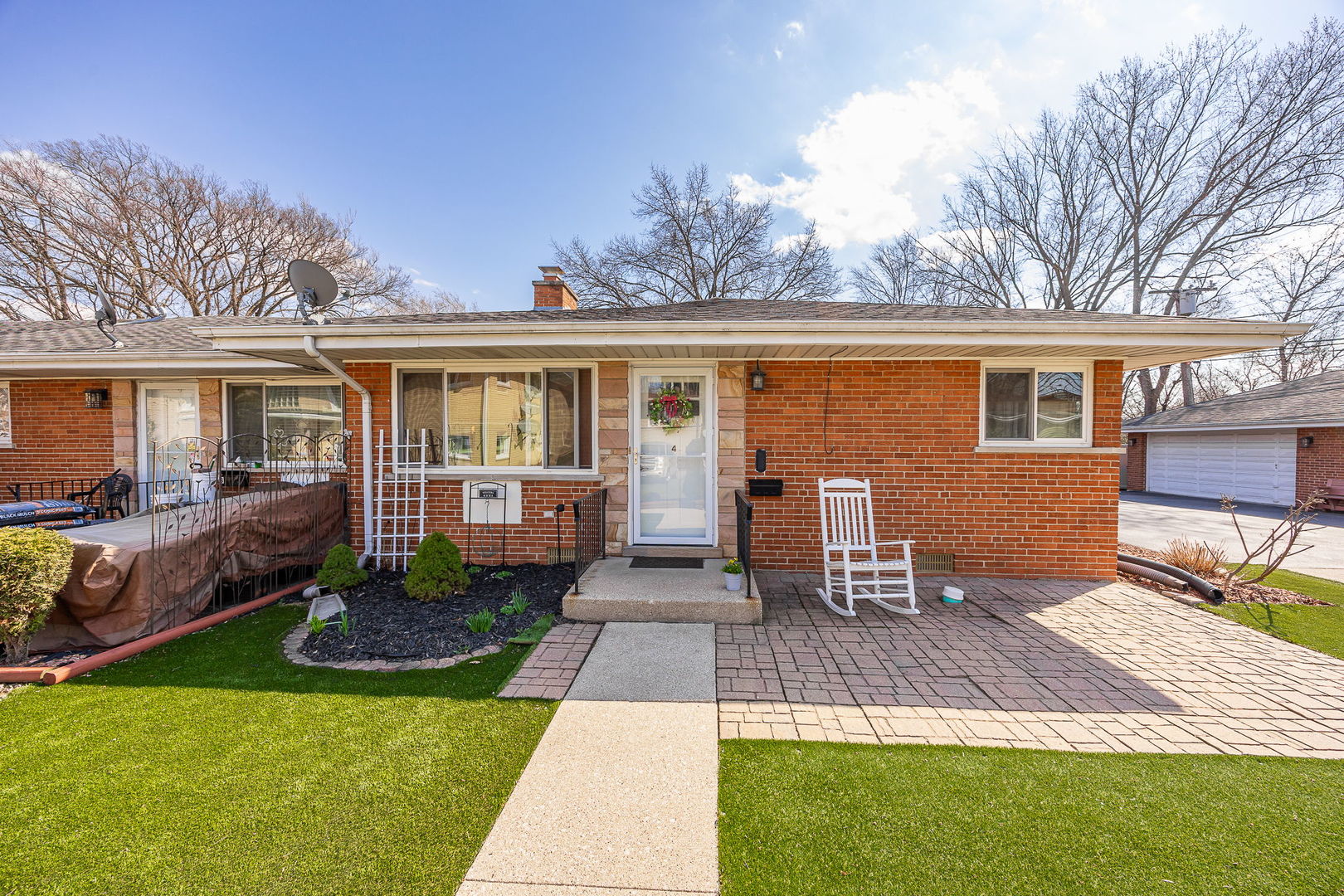 730 Beach Avenue #4, La Grange Park, IL