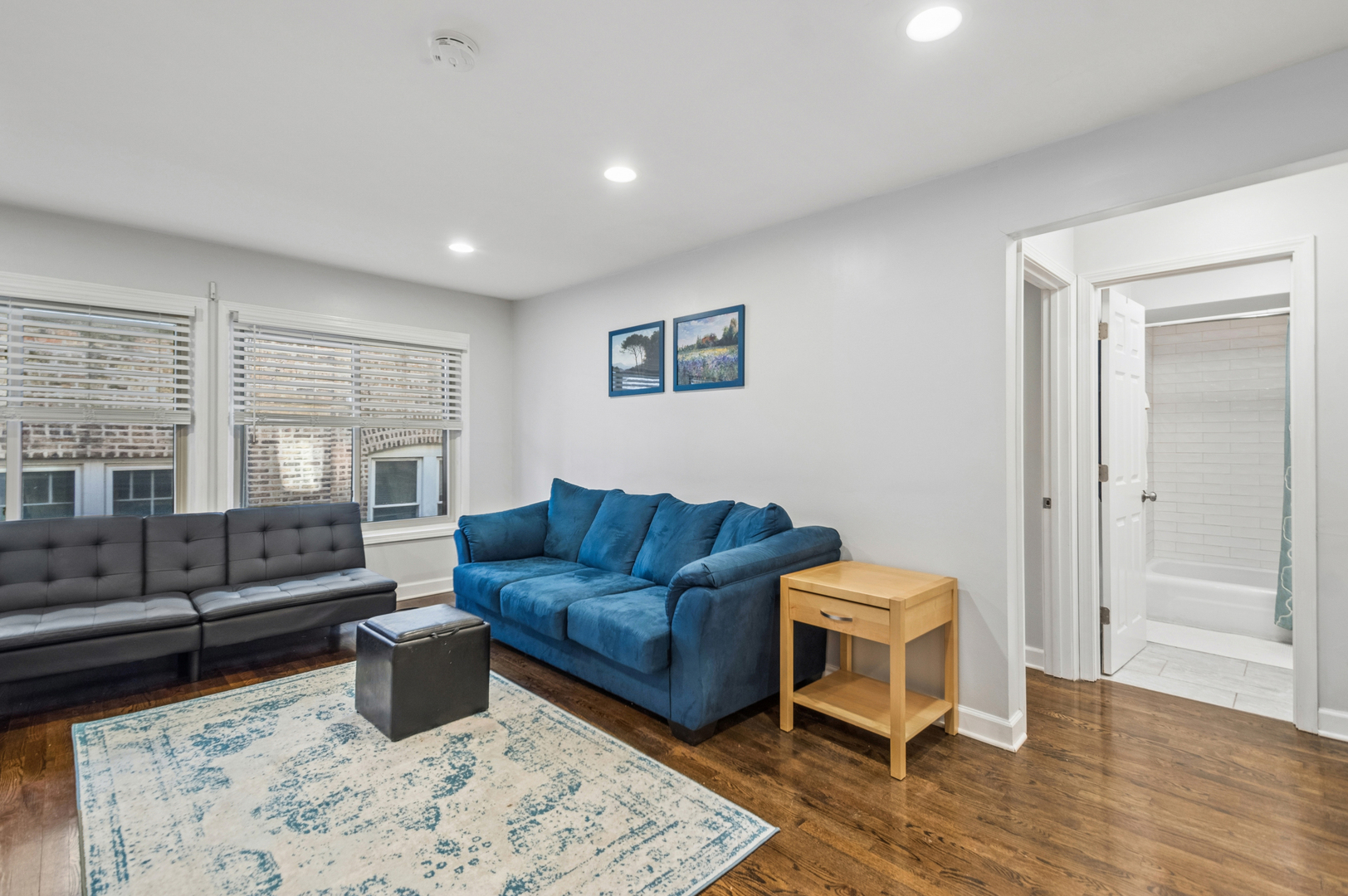 2619 W Agatite Avenue #2B, Chicago, IL