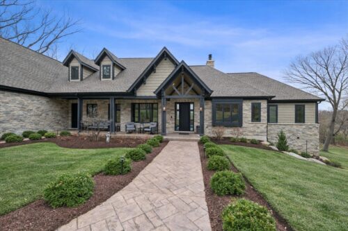 3873 Carlisle Drive, Crystal Lake, IL