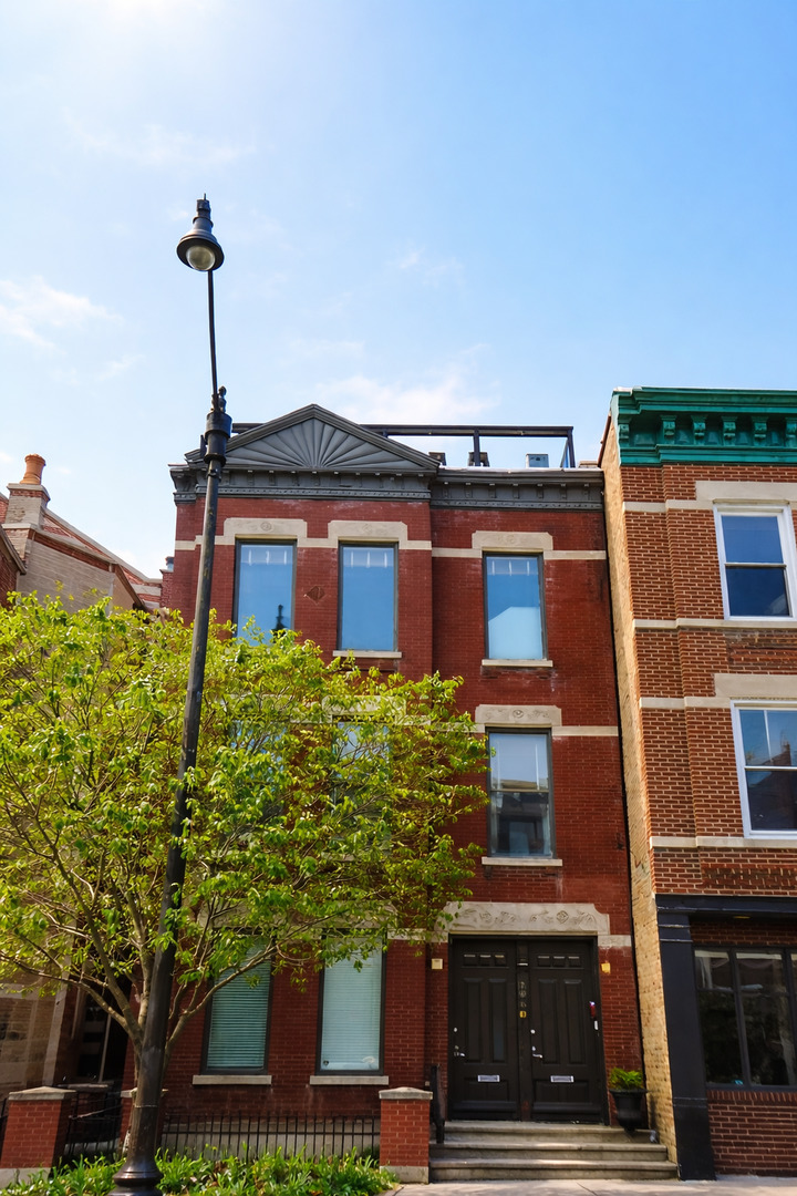 1868 N Halsted Street #3, Chicago, IL