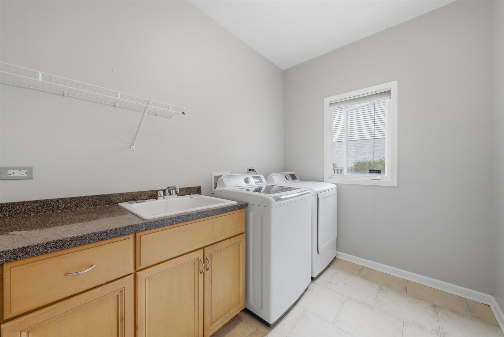 909 Berkshire Drive, Matteson, IL