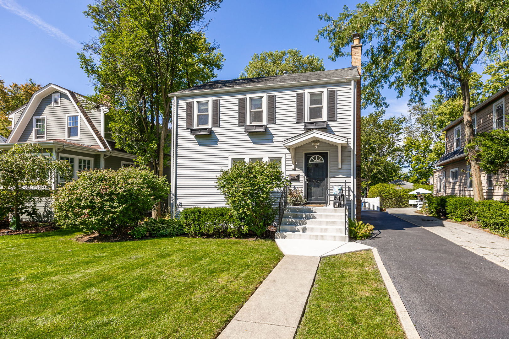 306 Northwood Road, Riverside, IL