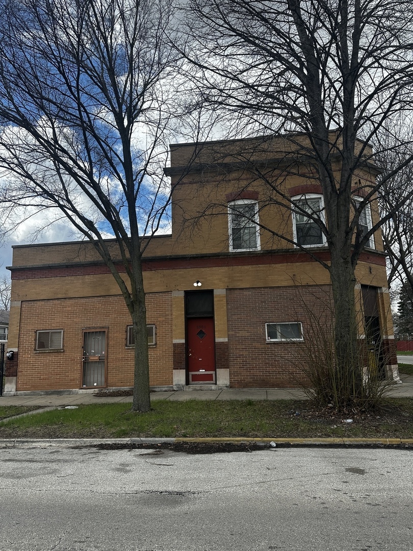 8900 S Normal Avenue, Chicago, IL
