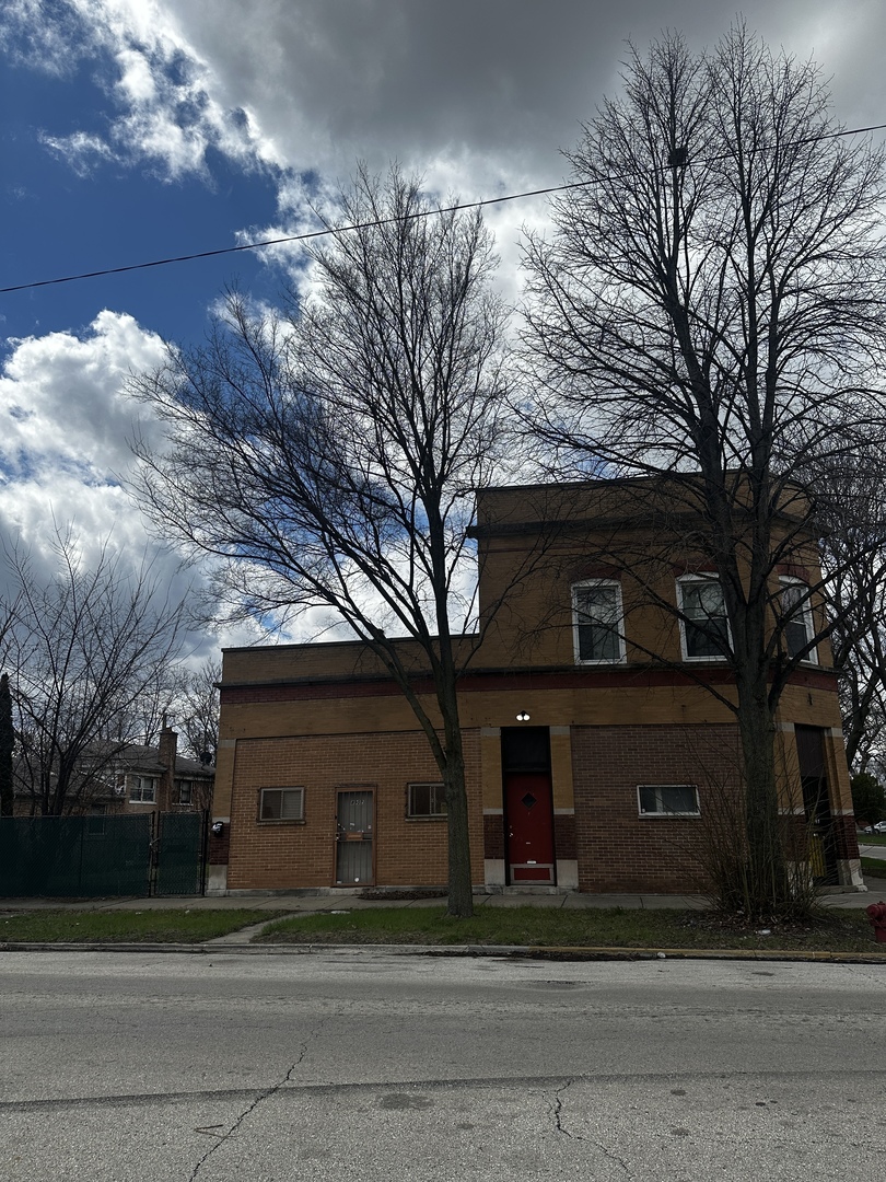 8900 S Normal Avenue, Chicago, IL