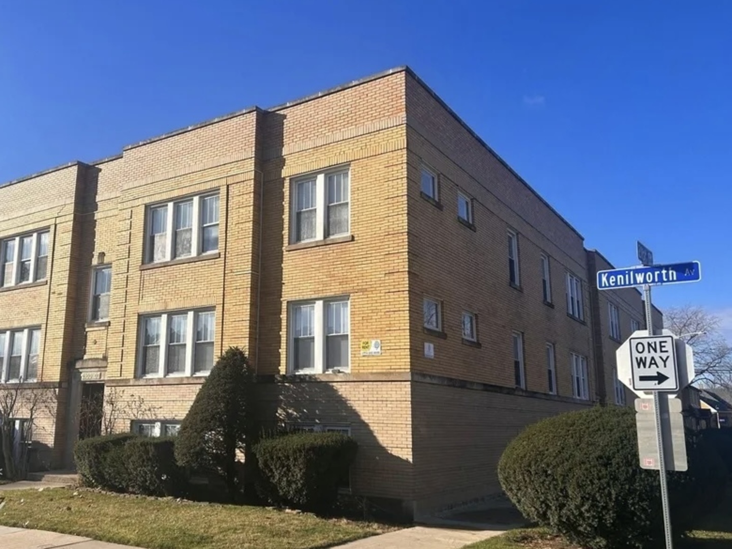 6914 W 21st Avenue #205, Berwyn, IL