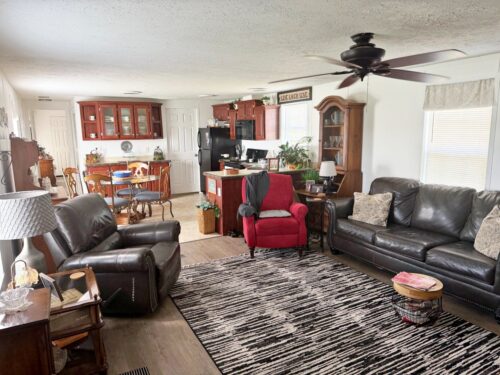 6913 Unity School Road, Metropolis, IL