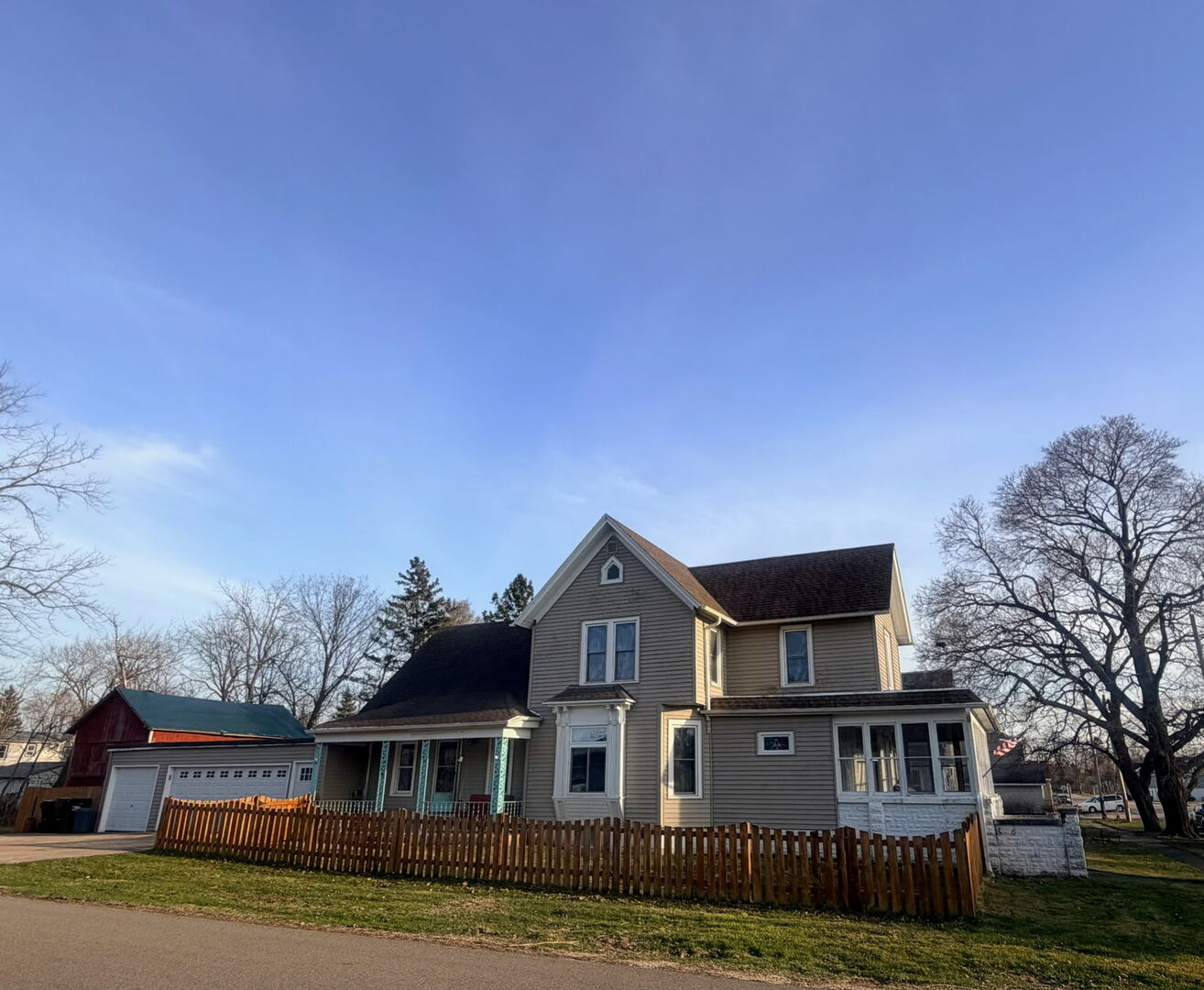 145 N 4TH Street, Capron, IL
