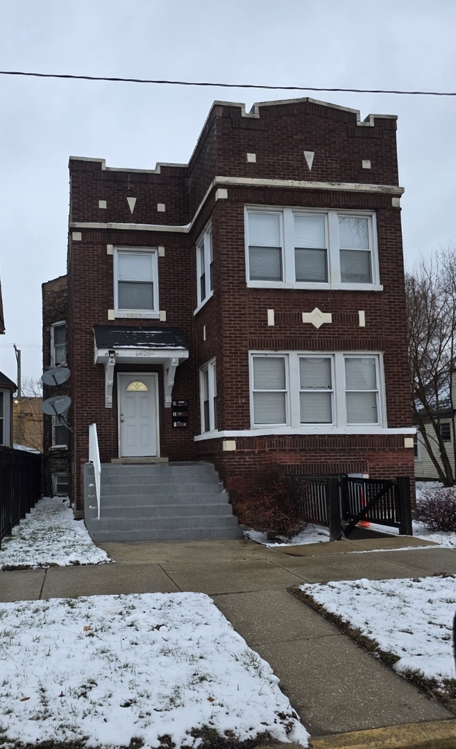 1436 E 71st Place #1, Chicago, IL