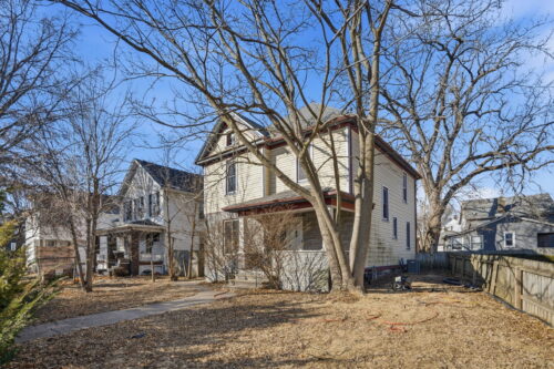 2626 Brady Street, Davenport, IA