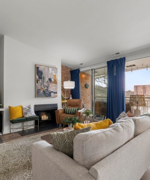 6010 2C E Lake Drive #2C, Lisle, IL