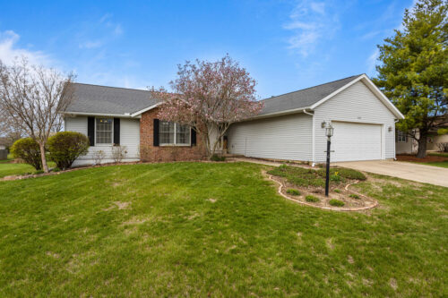 807 Heather Drive, Mahomet, IL
