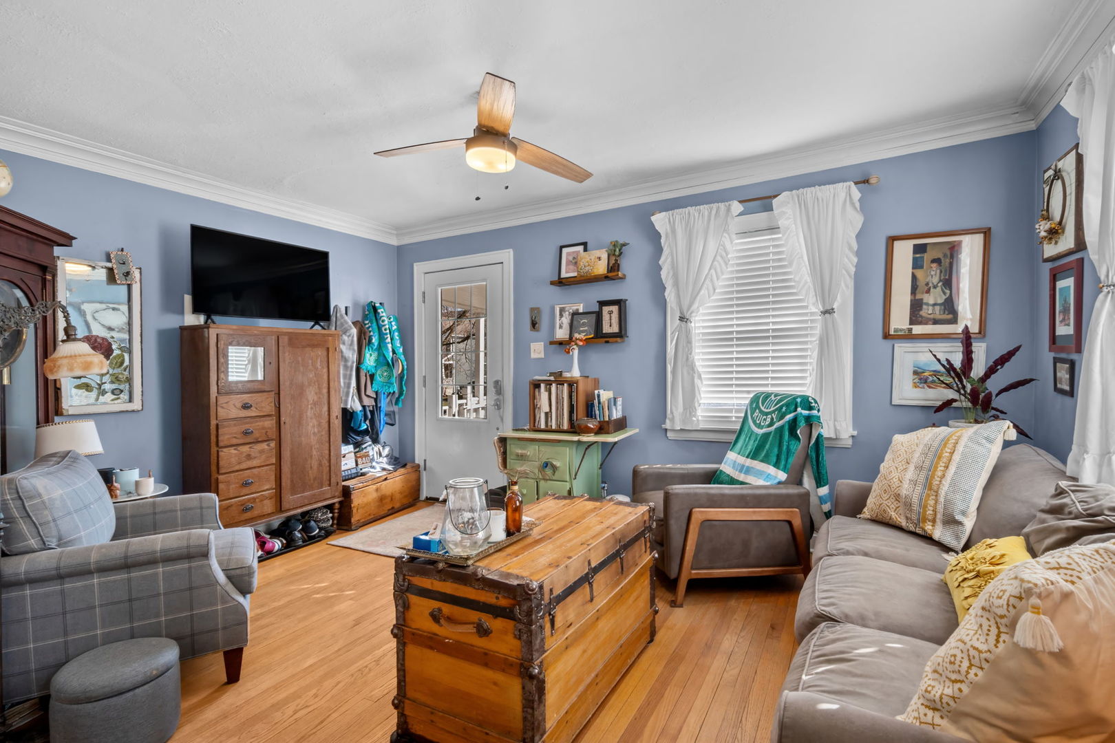 320 7th Street, Downers Grove, IL