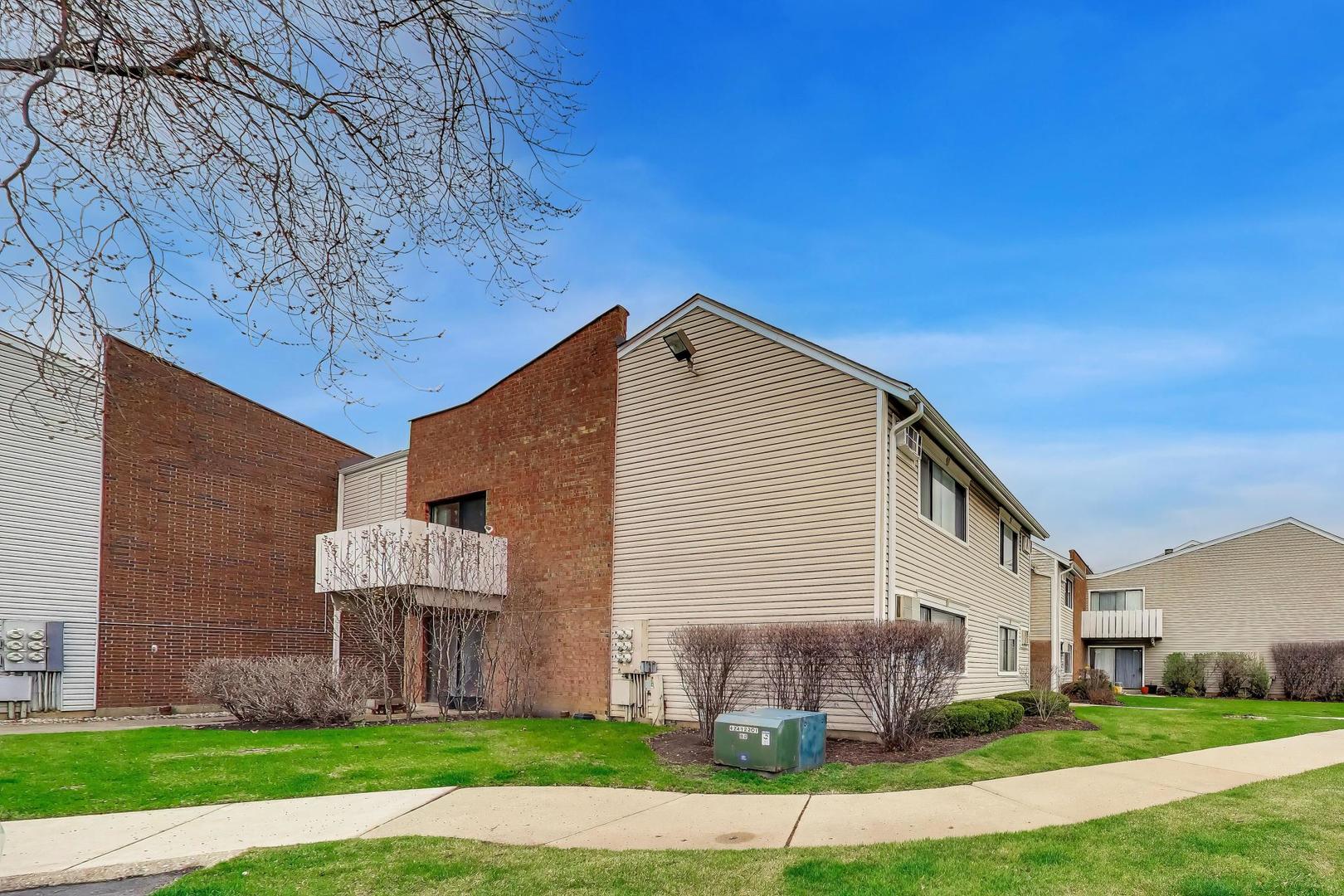 400 Bayside Drive #5, Palatine, IL