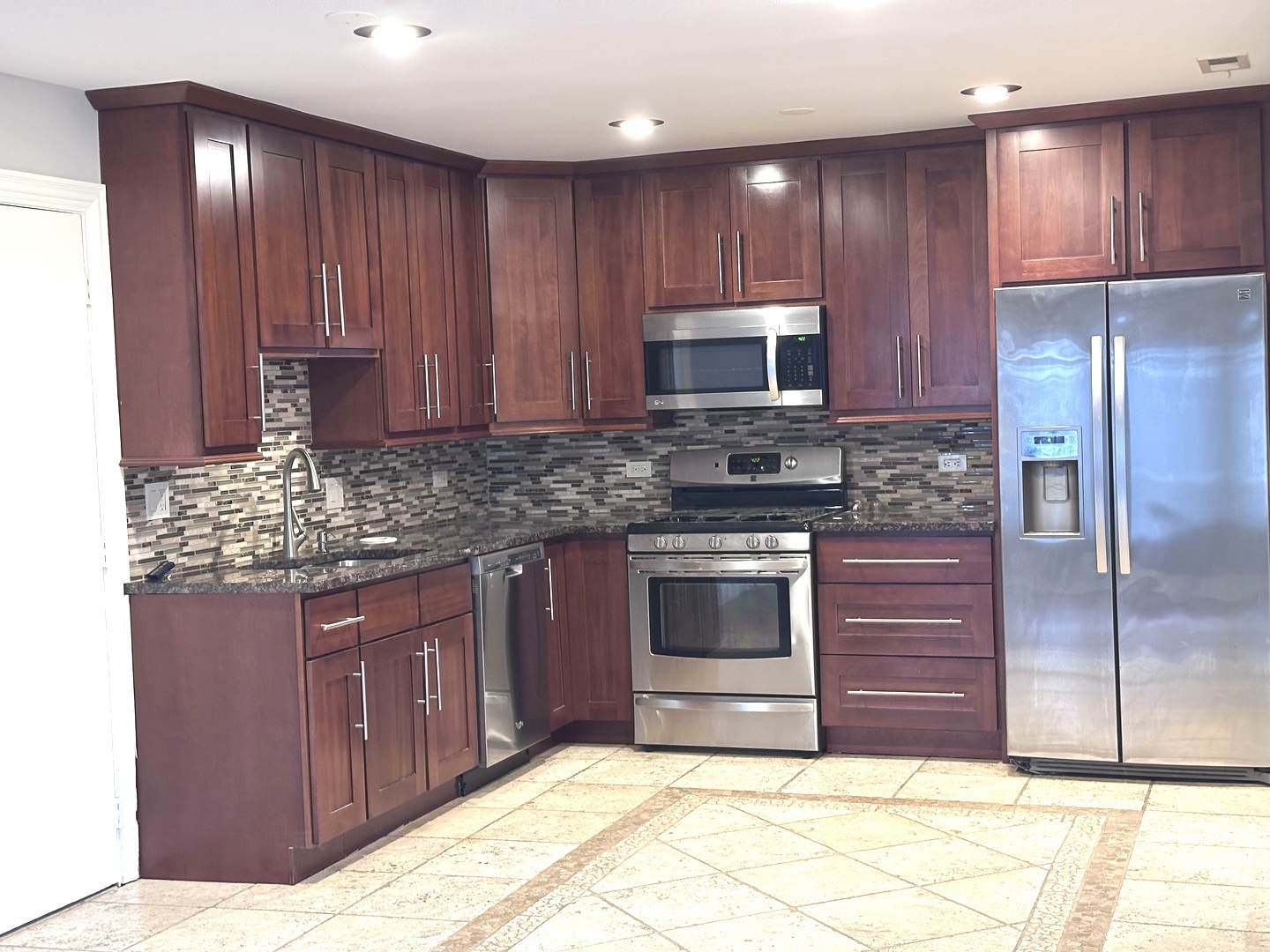 1581 Quaker Lane #107A, Prospect Heights, IL