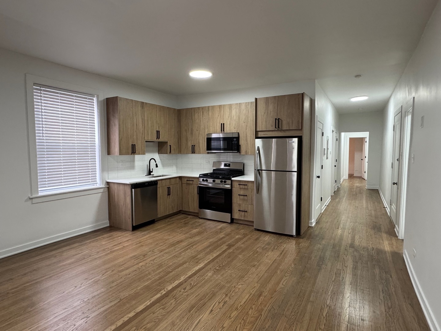 2156 W Arthur Avenue #1, Chicago, IL