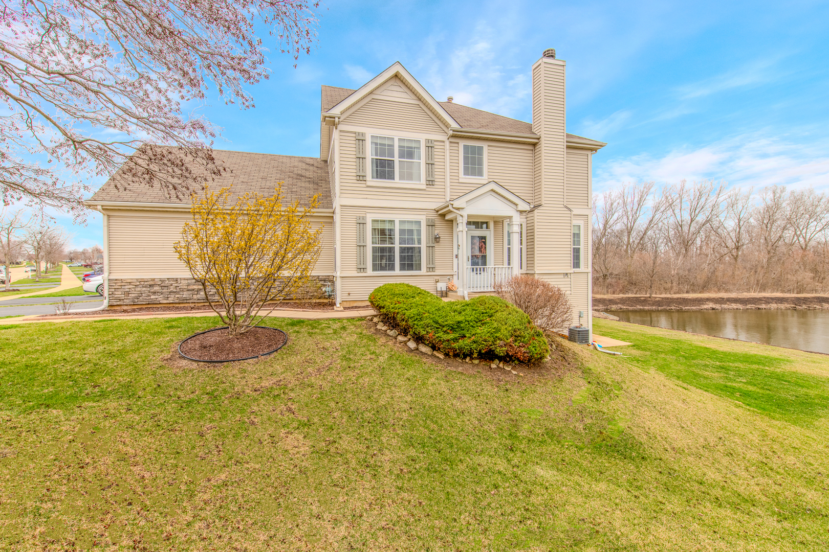 1103 Hampton Lane, Yorkville, IL