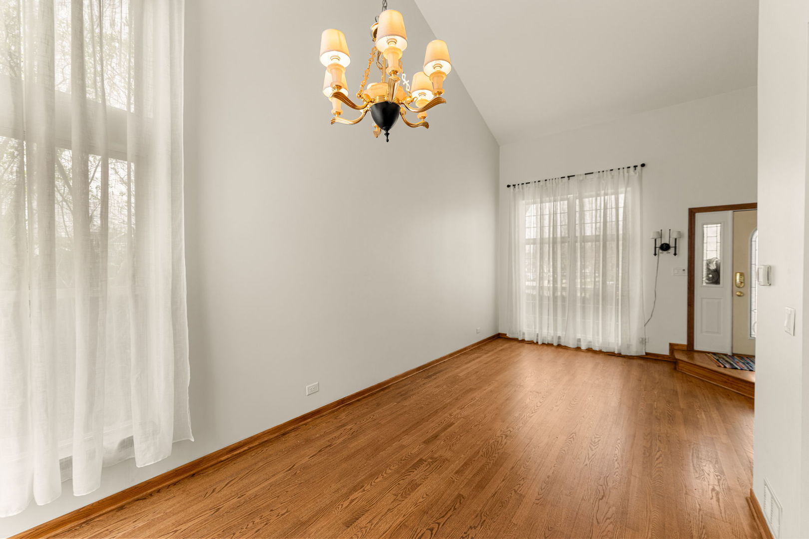 707 Marigold Court, Naperville, IL