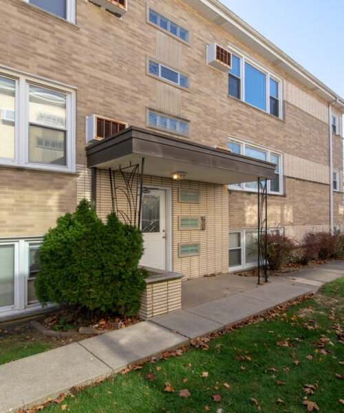 2245 Des Plaines Avenue #A, North Riverside, IL