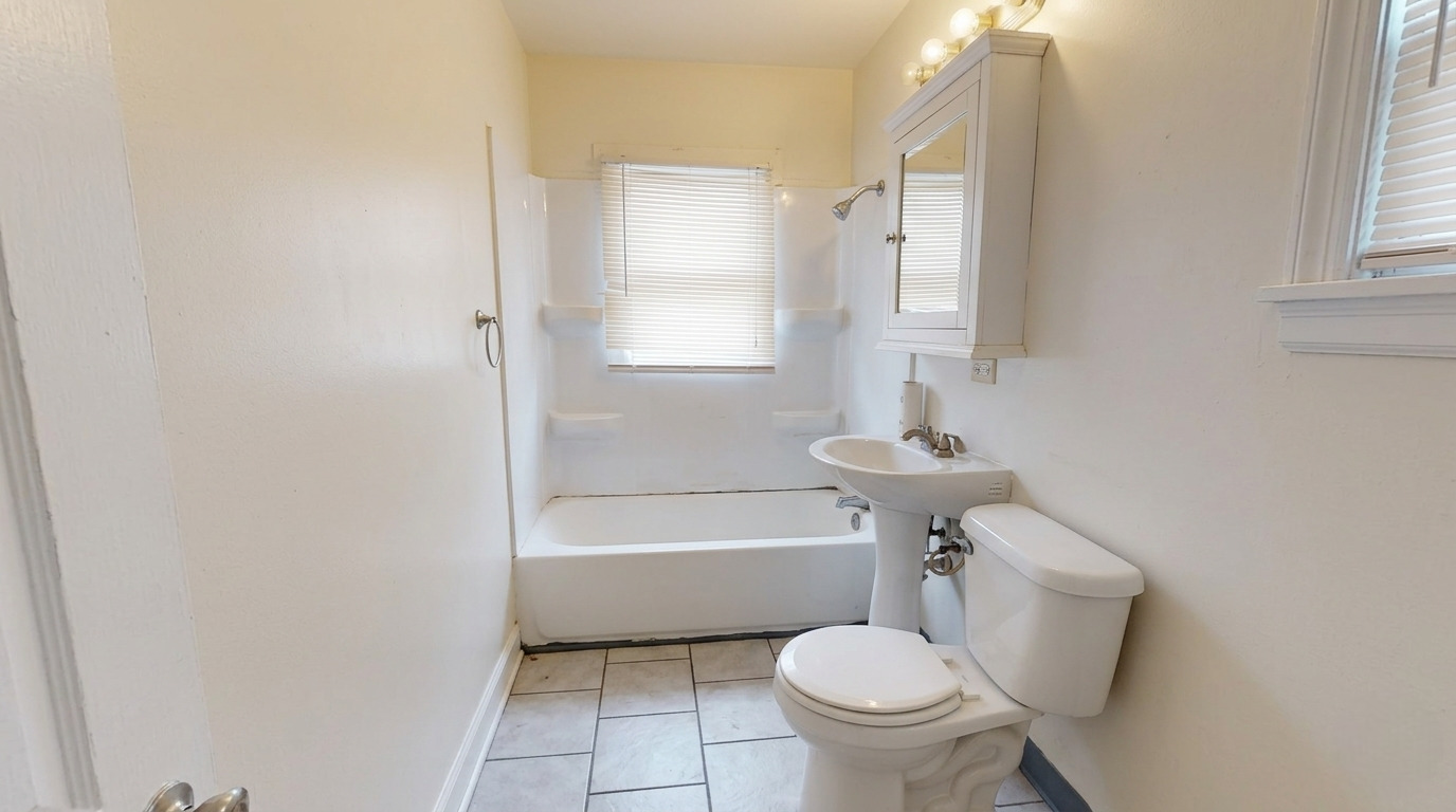 14835 LEXINGTON Avenue, Harvey, IL