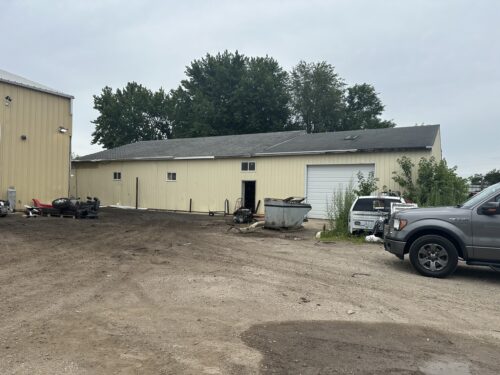 500 E Railroad Avenue, Leland, IL