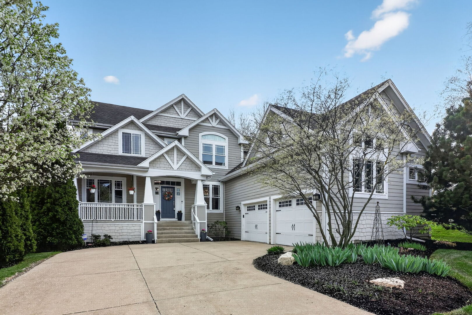 702 S Wilmette Avenue, Westmont, IL