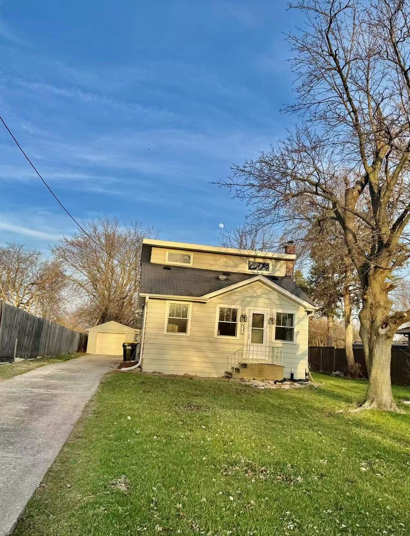 519 N Park Street, Westmont, IL