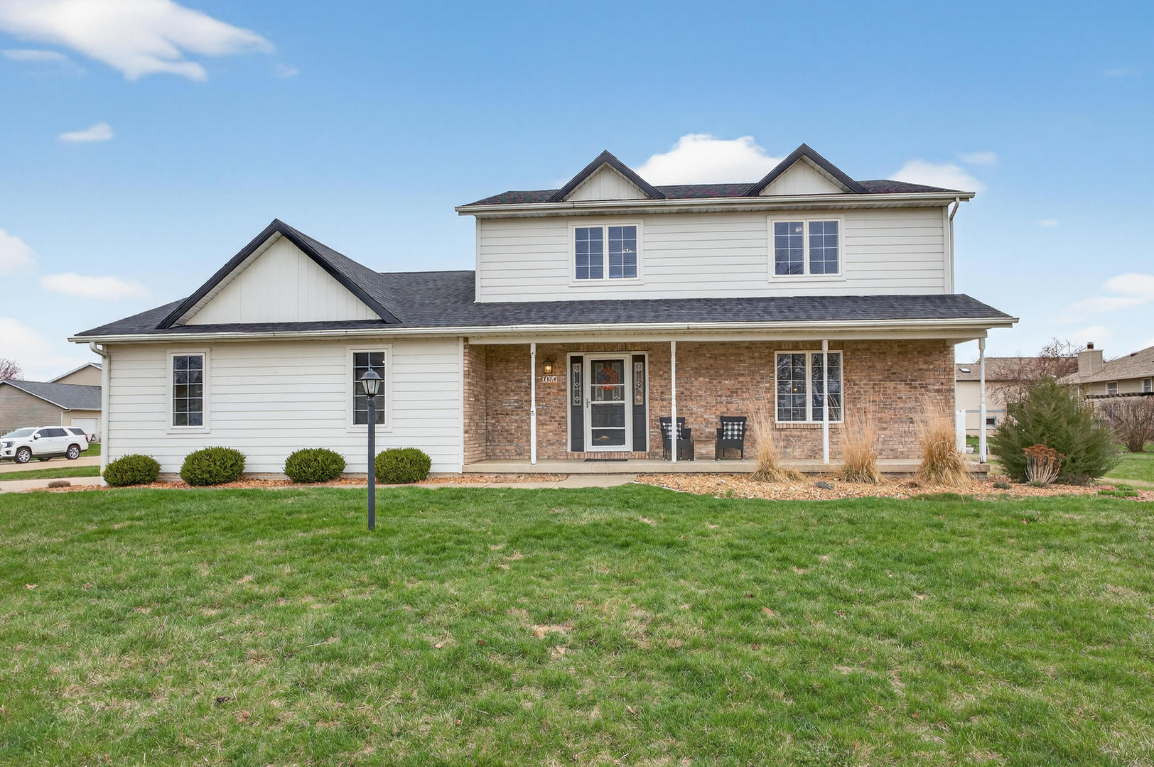 704 S 8th Street, Eldridge, IA