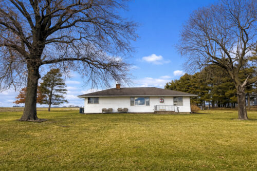 16353 2300 North Avenue, Walnut, IL