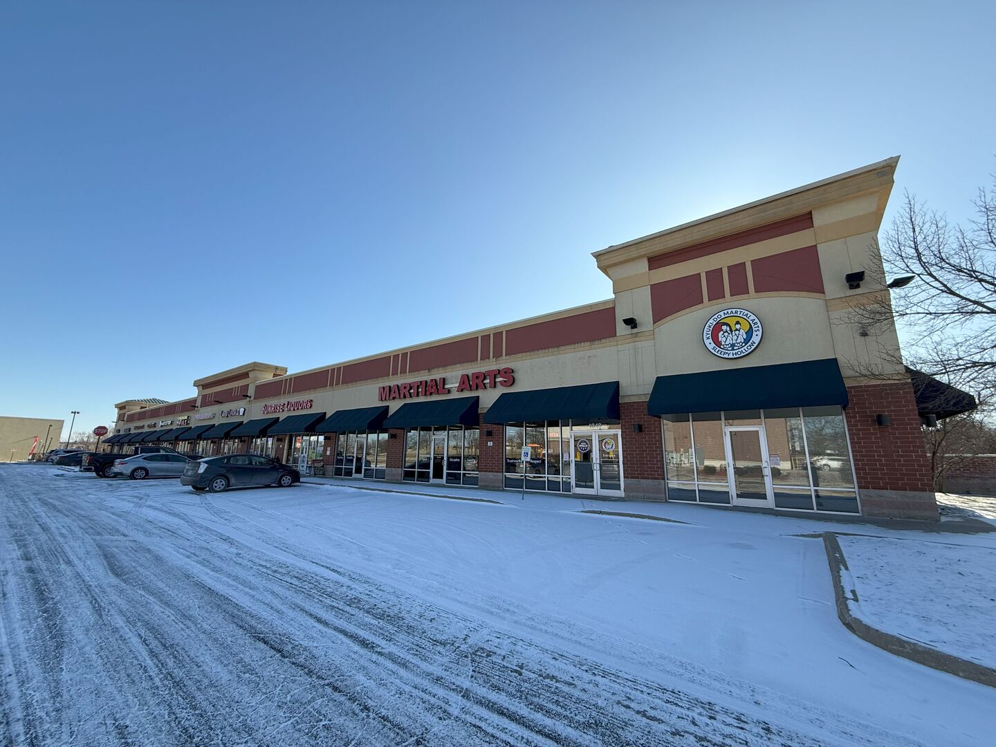 1049 W Main Street, Sleepy Hollow, IL