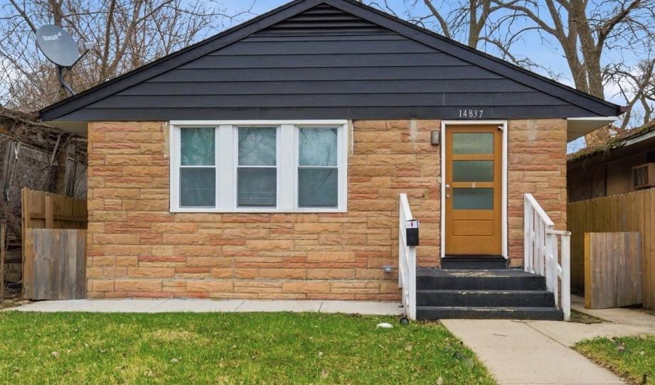 14837 Maplewood Avenue, Harvey, IL