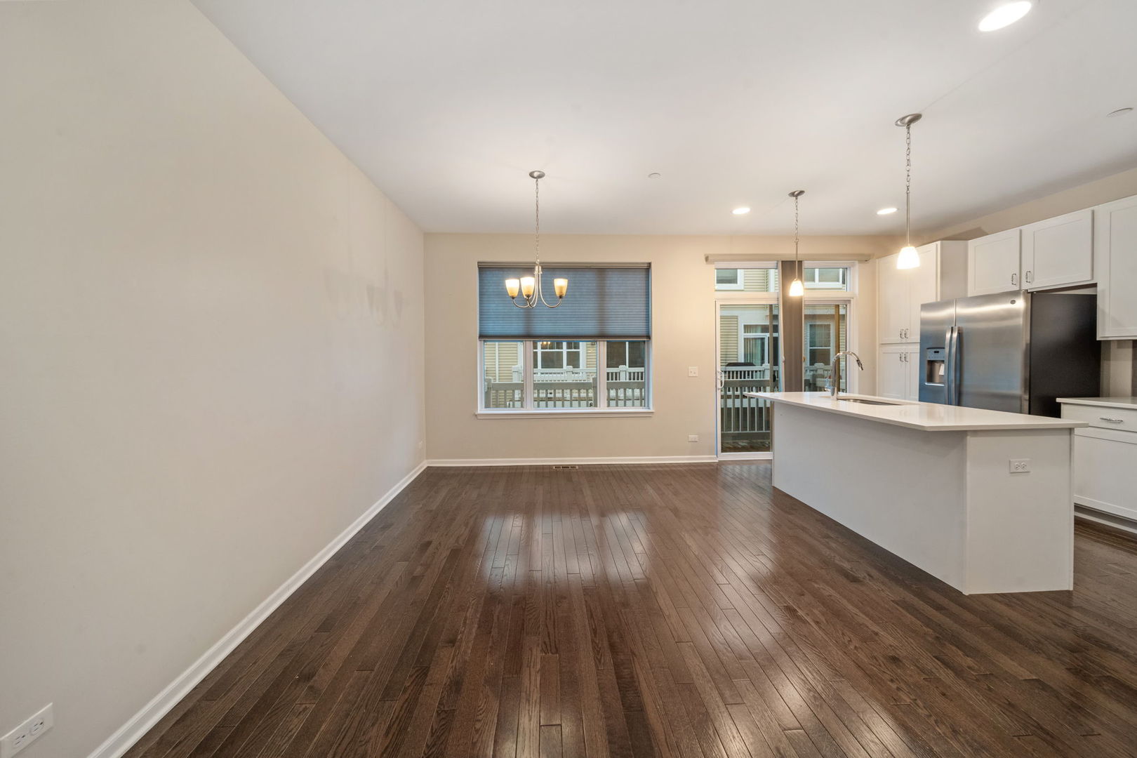 775 Lee Street, Des Plaines, IL