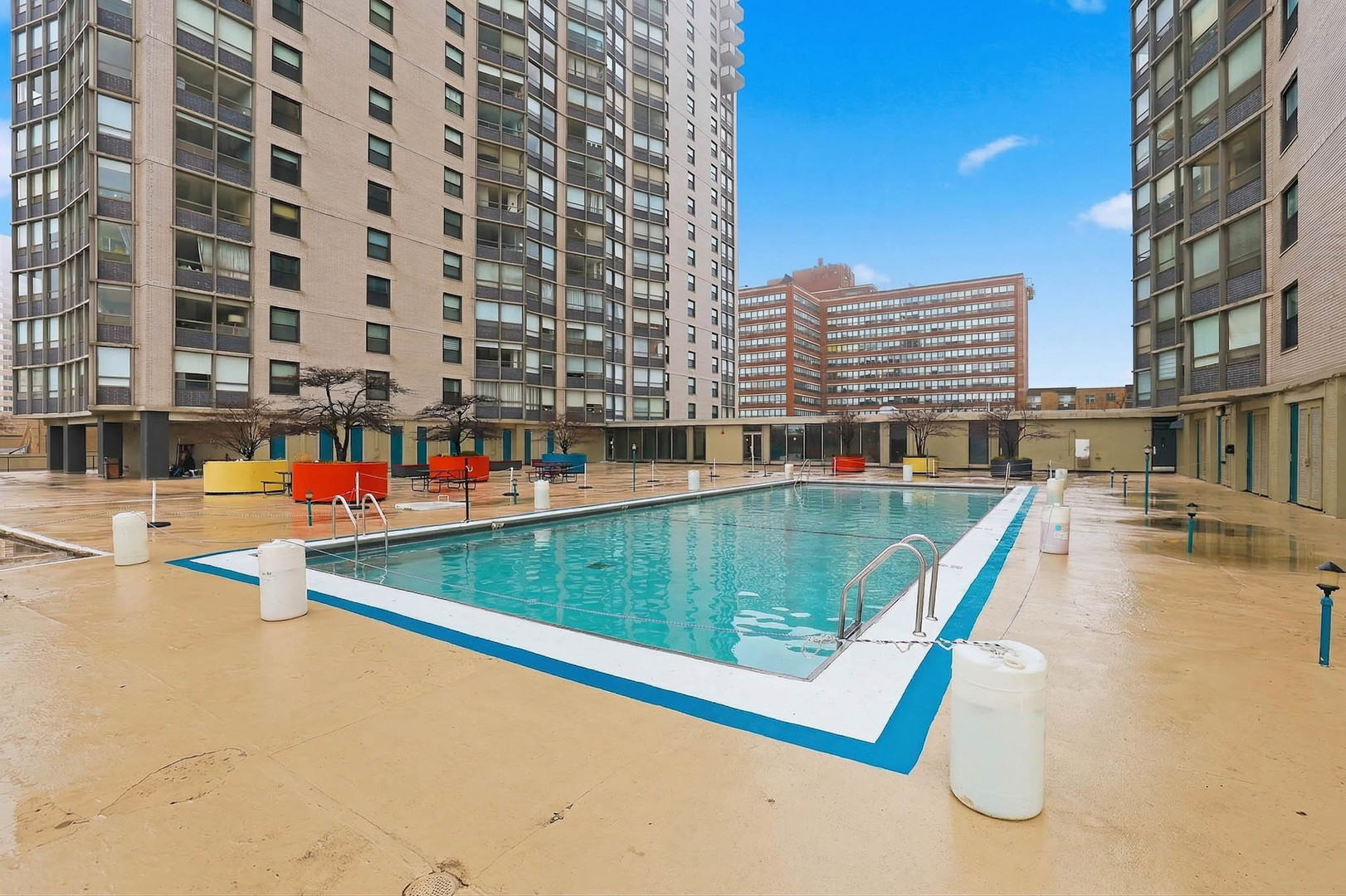 5701 N Sheridan Road #3E, Chicago, IL