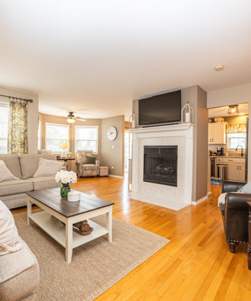 16006 Fairfield Drive, Plainfield, IL