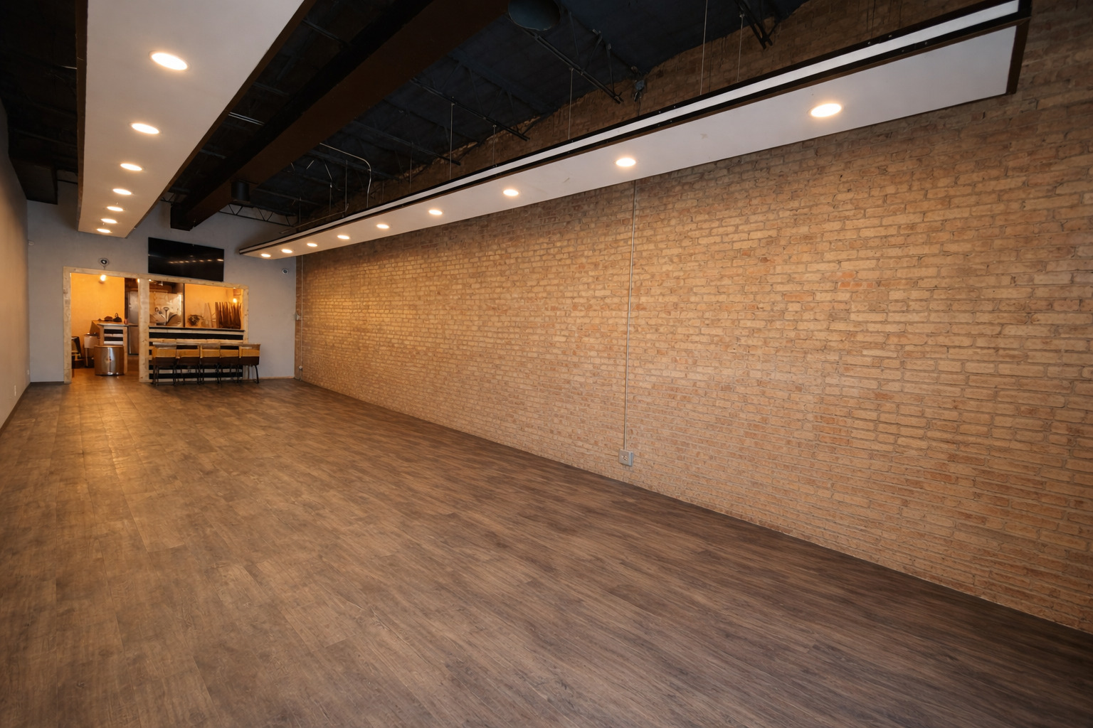 3541 W IRVING PARK Road, Chicago, IL