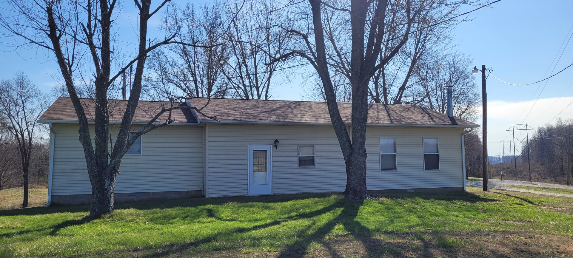 17860 N Woodlawn Lane, Woodlawn, IL